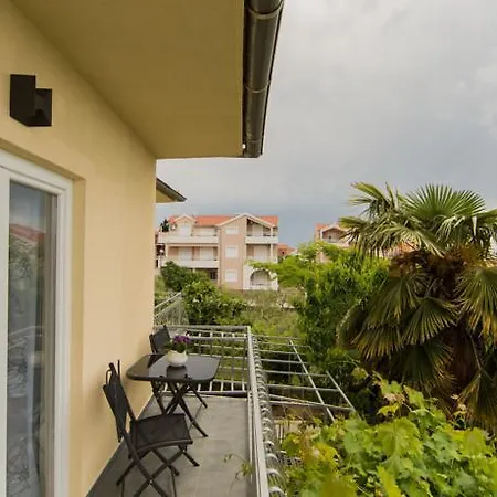 Udovicic Apartament Vodice